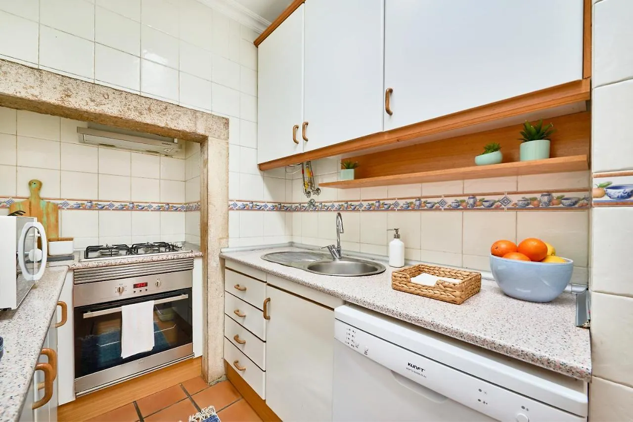 Spacious Bairro Alto Apartment With Courtyard, By Timecooler Lisbon