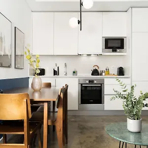 Limehome Calcada Do Cardeal Lisbon