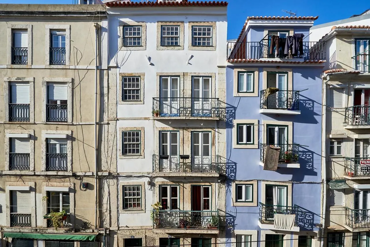 Spacious Bairro Alto Apartment With Courtyard, By Timecooler Lisbon